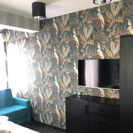 Axel Boutique Jacuzzi & Sauna B&B 3*