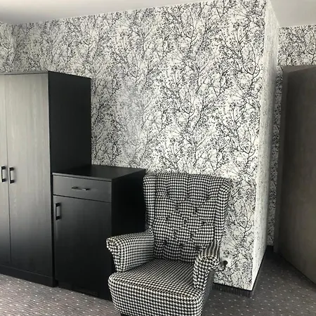 Axel Boutique Jacuzzi & Sauna B&B 3*