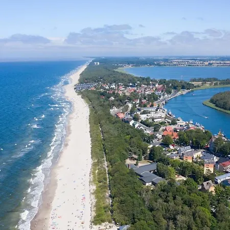 Axel Boutique Jacuzzi & Sauna 3*