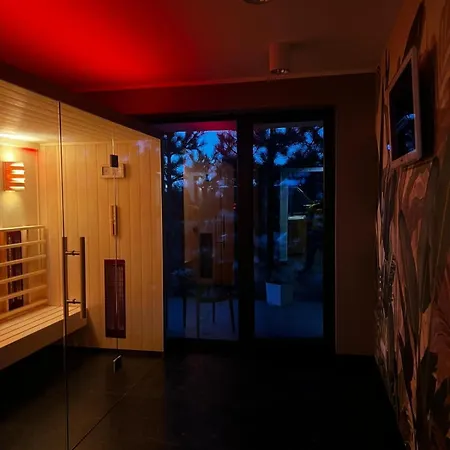 Nocleg ze śniadaniem Axel Boutique Jacuzzi & Sauna Dziwnów