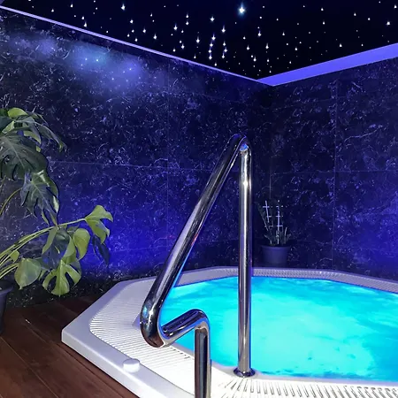 Bed & Breakfast Axel Boutique Jacuzzi & Sauna 4*