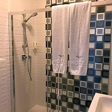Bed and breakfast Axel Boutique Jacuzzi & Sauna
