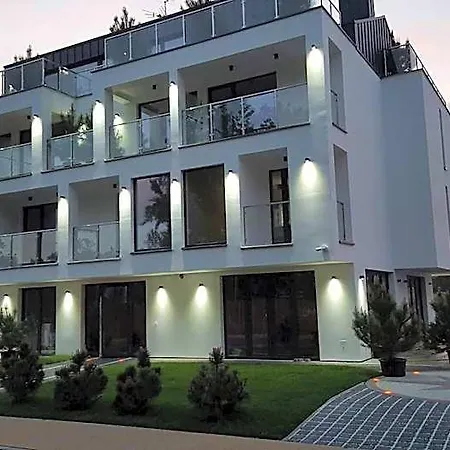 Bed and breakfast Axel Boutique Jacuzzi & Sauna 4*