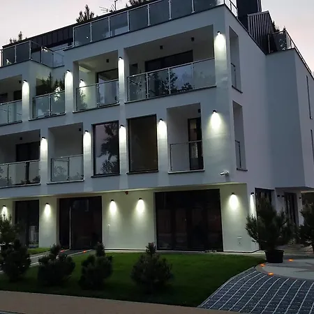 Axel Boutique Jacuzzi & Sauna 3*