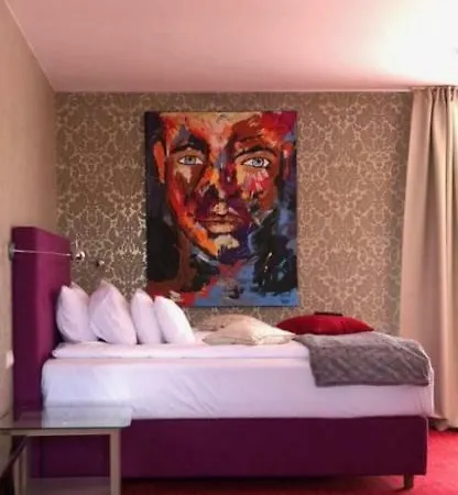 Axel Boutique Jacuzzi & Sauna