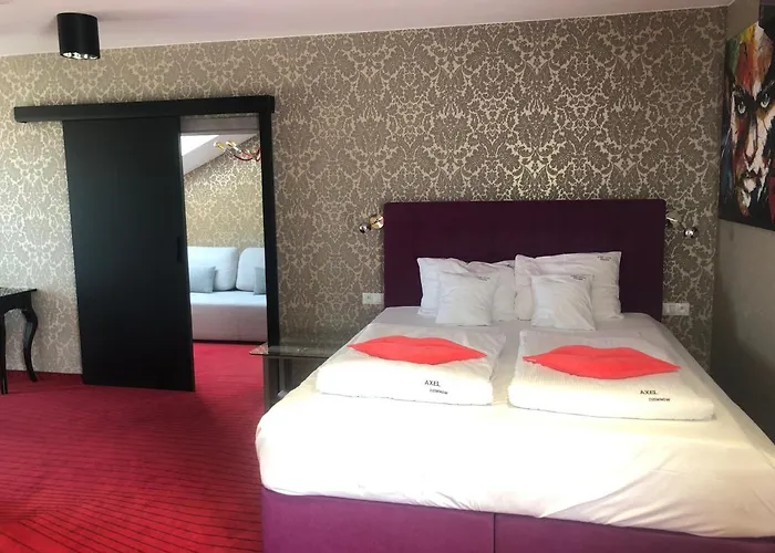 Axel Boutique Jacuzzi & Sauna Отель типа 