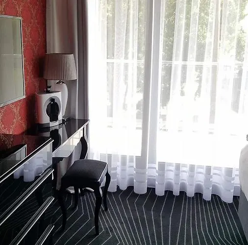 Axel Boutique Jacuzzi & Sauna Couette-café