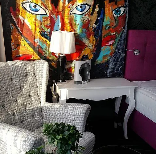 Axel Boutique Jacuzzi & Sauna 3*