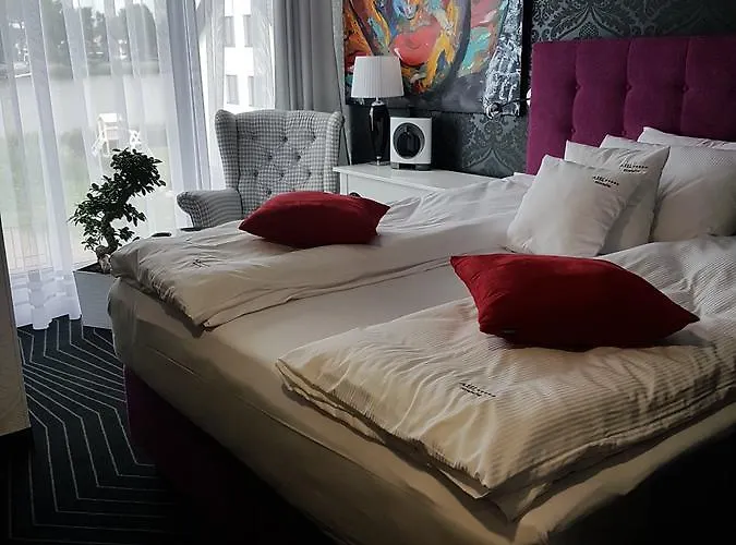 Axel Boutique Jacuzzi & Sauna 3*