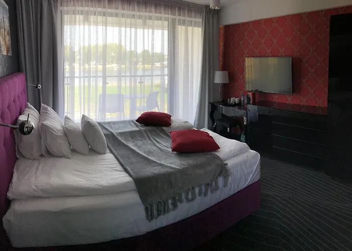 Axel Boutique Jacuzzi & Sauna Couette-café Dziwnów