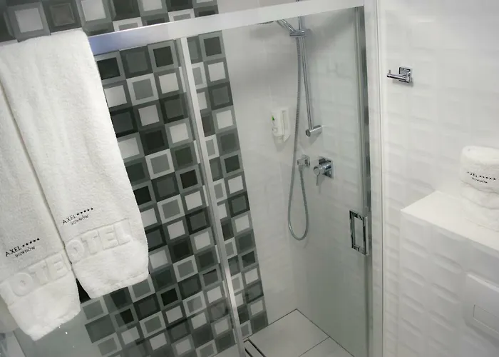 Axel Boutique Jacuzzi & Sauna Couette-café Dziwnów