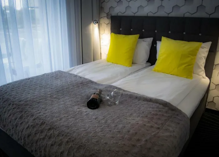 Axel Boutique Jacuzzi & Sauna 3*