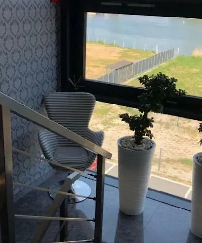 Axel Boutique Jacuzzi & Sauna