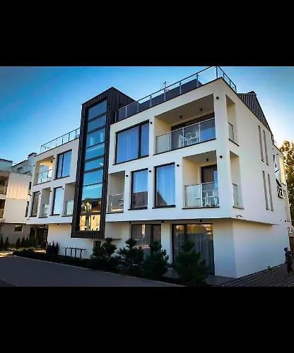 Axel Boutique Jacuzzi & Sauna 3*